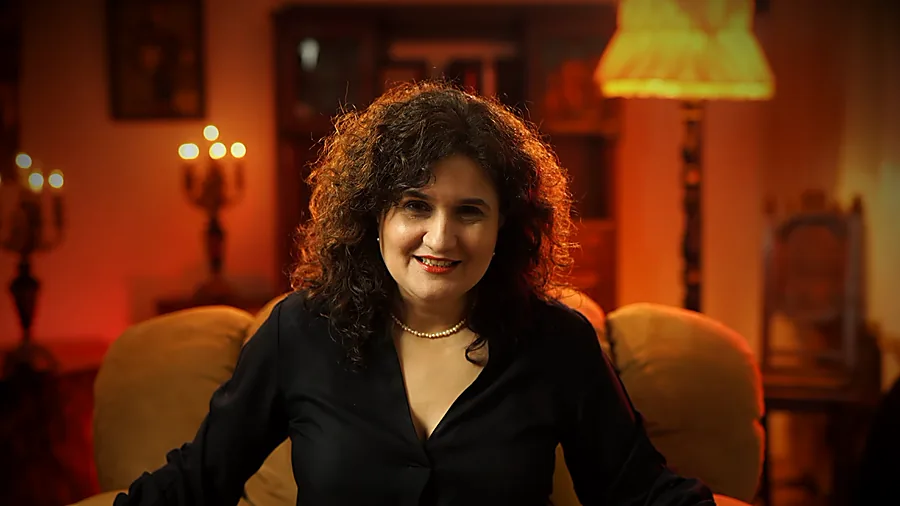 Ioana Adina Marin - portret video profesional